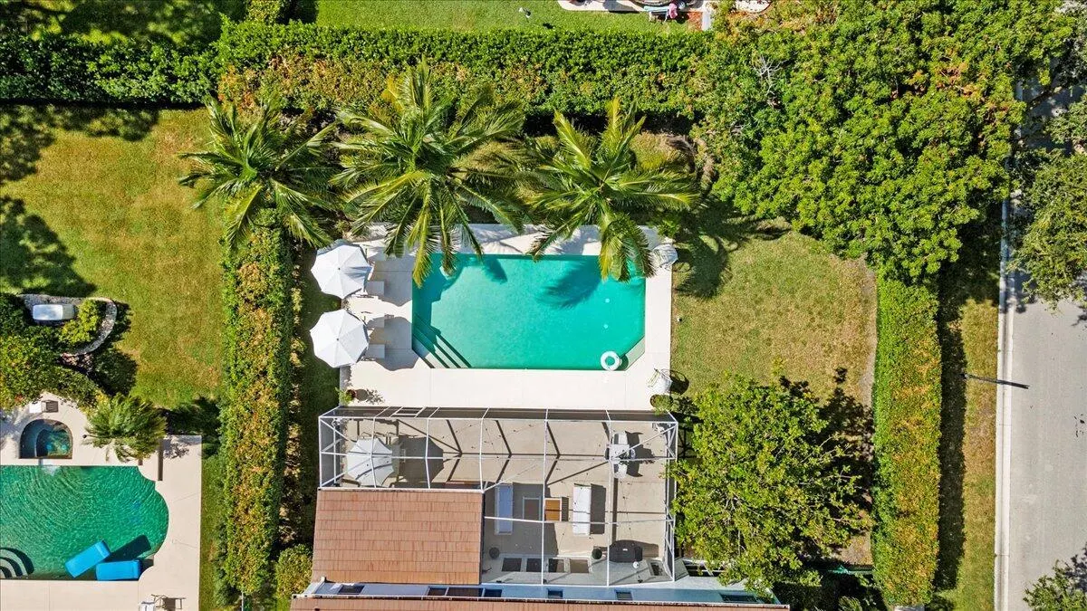 10117 Hunt Club Lane