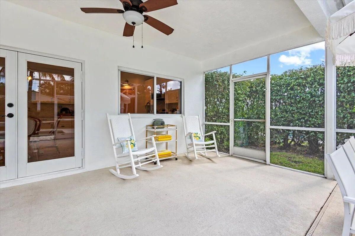 10117 Hunt Club Lane