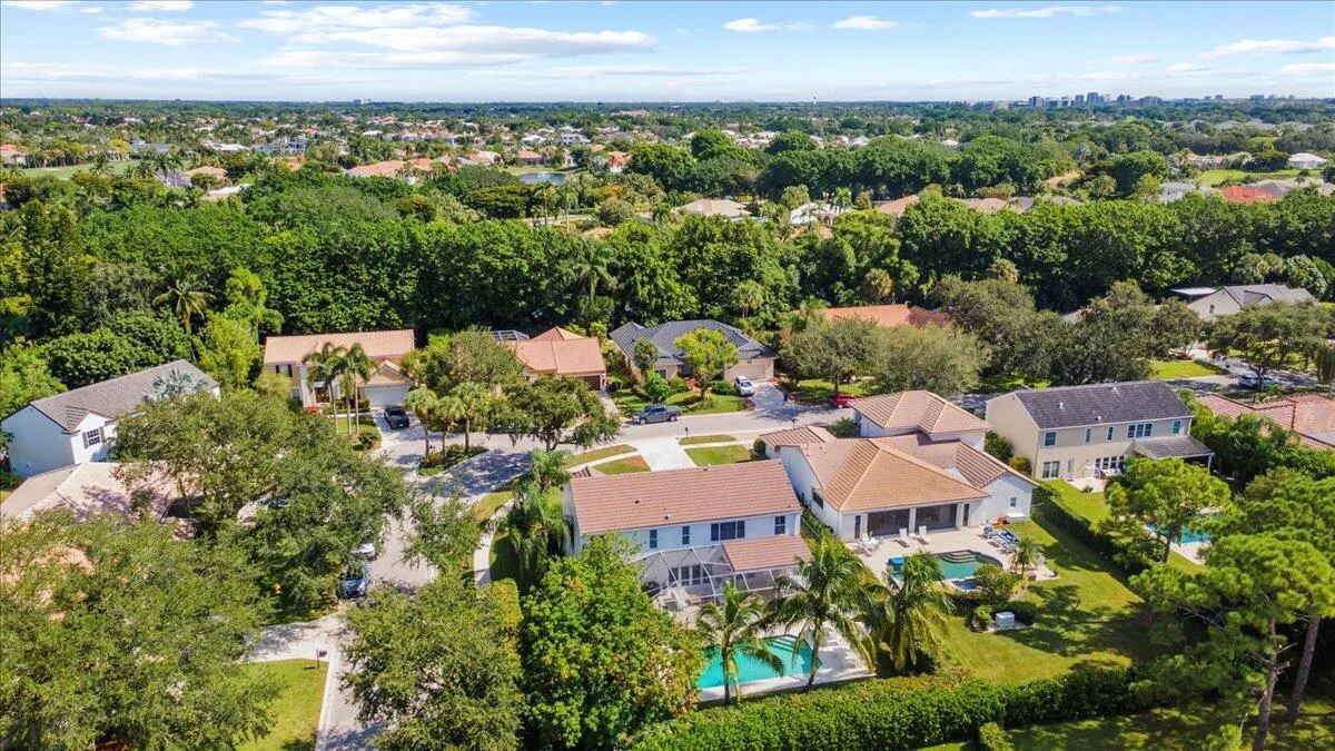 10117 Hunt Club Lane