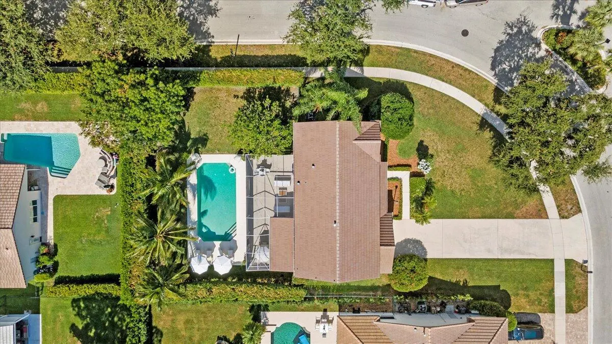 10117 Hunt Club Lane