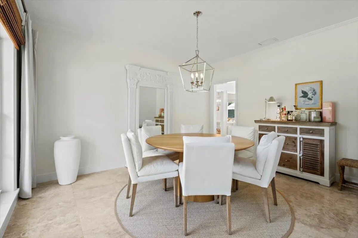 10117 Hunt Club Lane