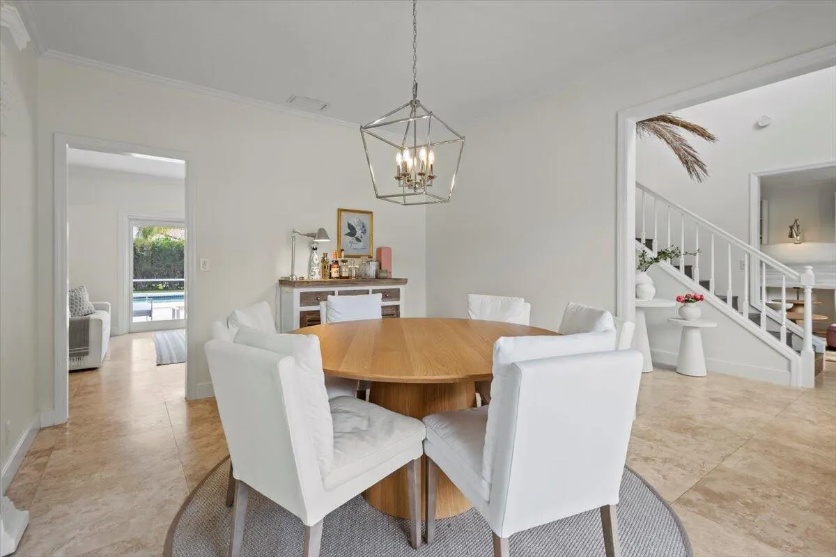 10117 Hunt Club Lane