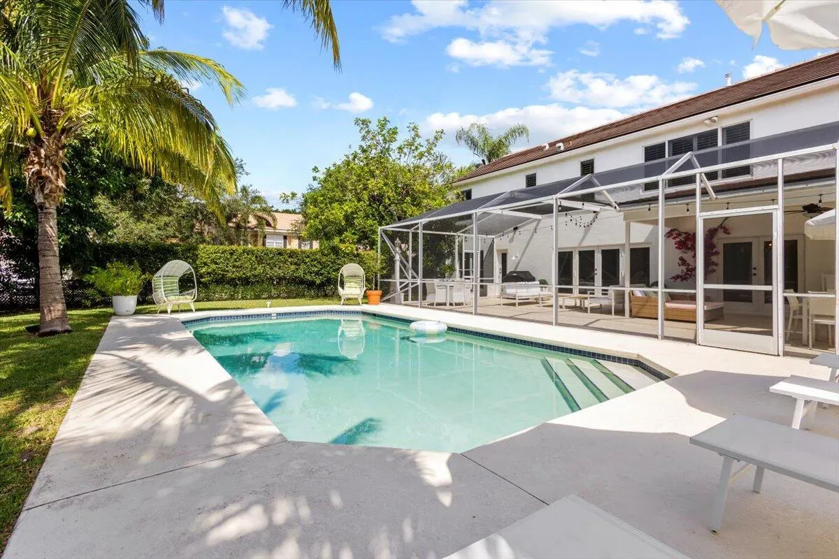 10117 Hunt Club Lane