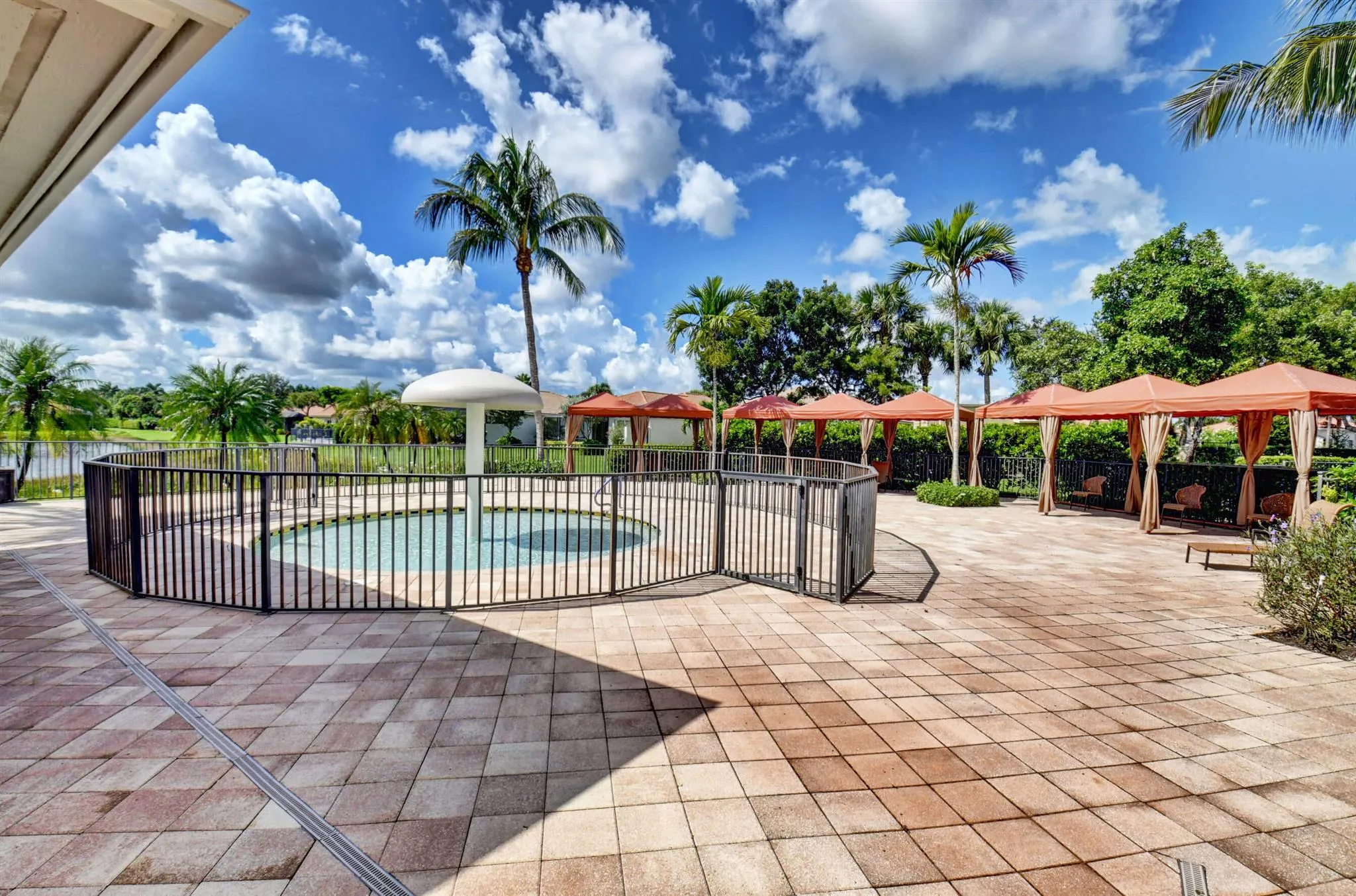 9177 Isles Cay Drive