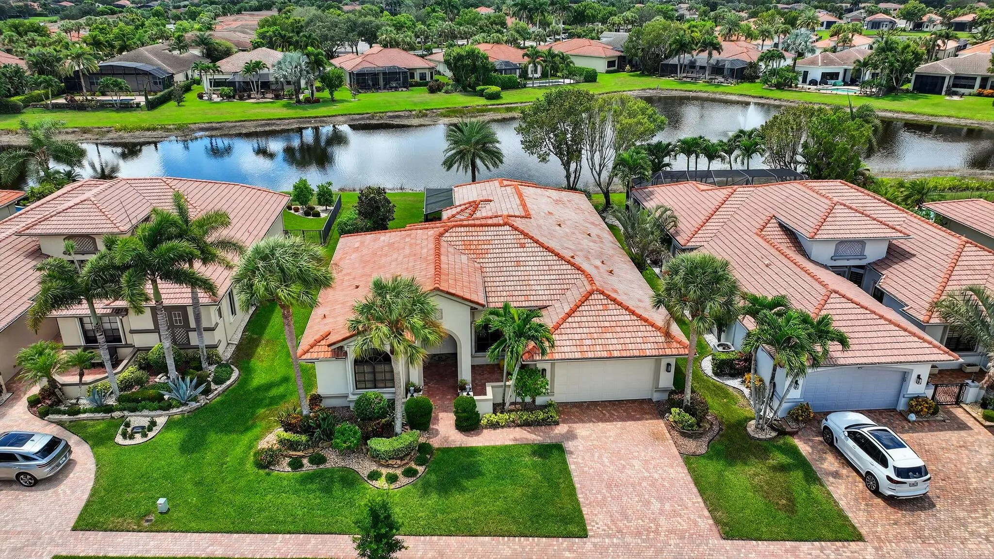 9177 Isles Cay Drive