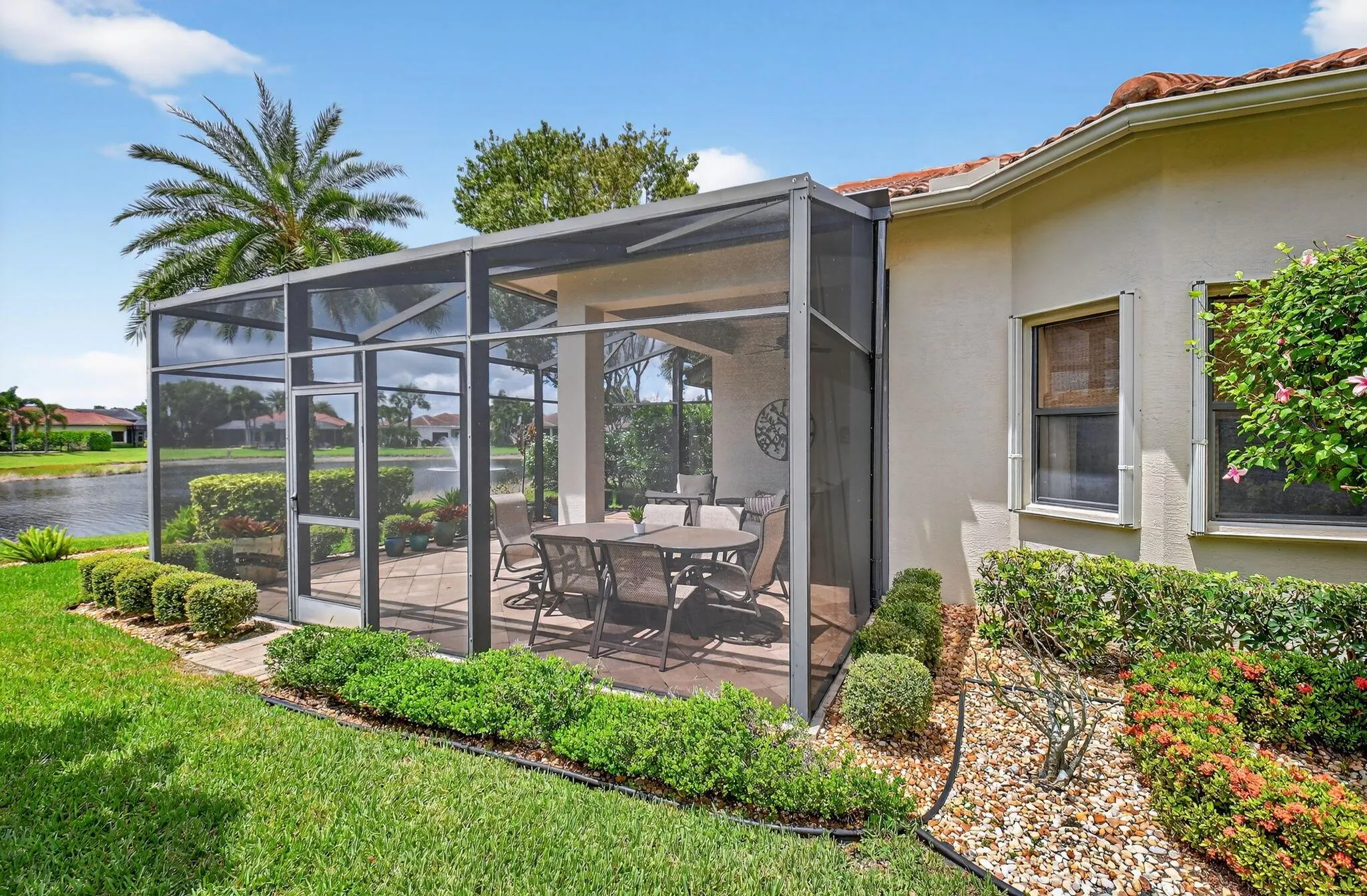 9177 Isles Cay Drive