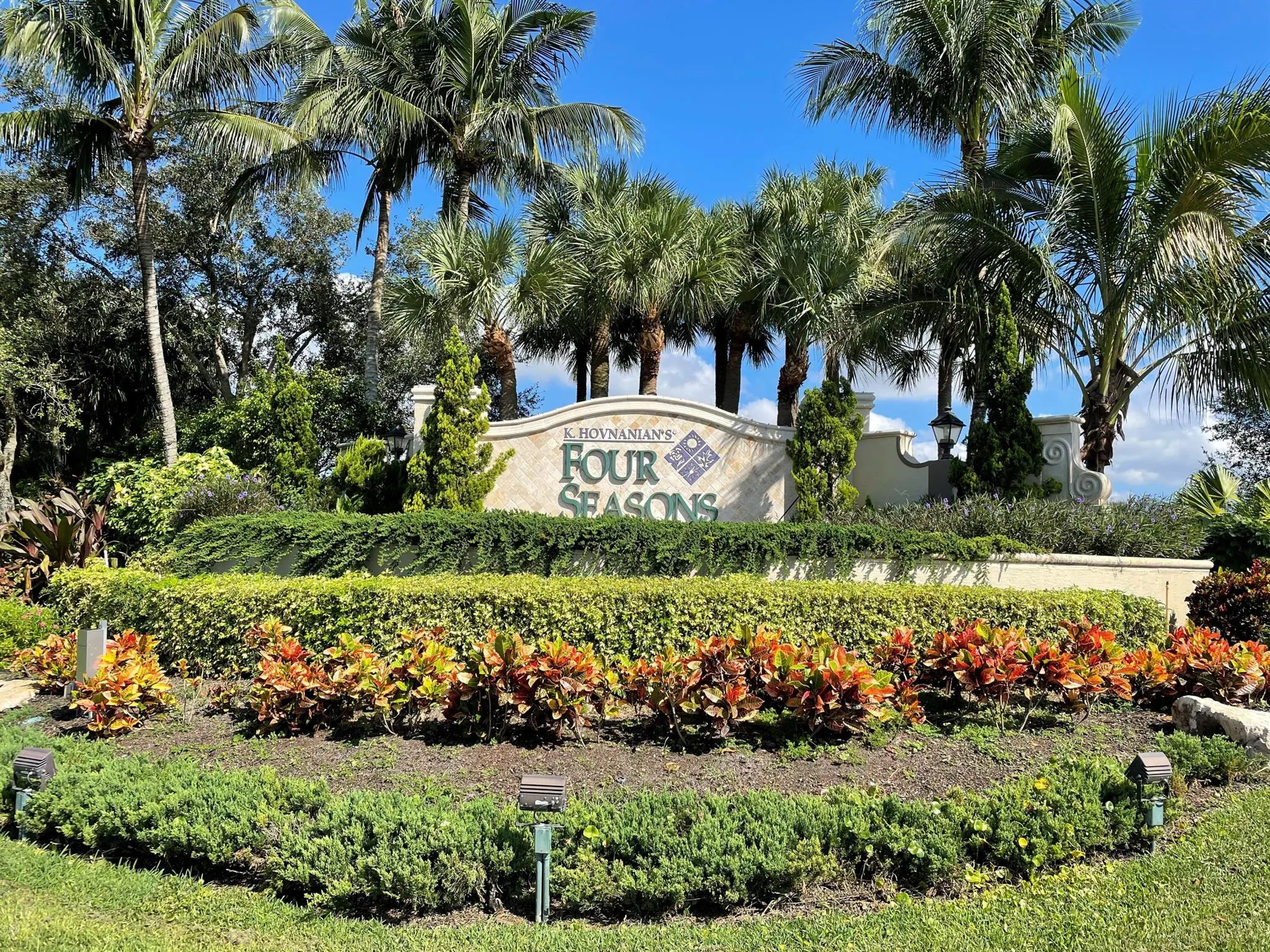 9177 Isles Cay Drive