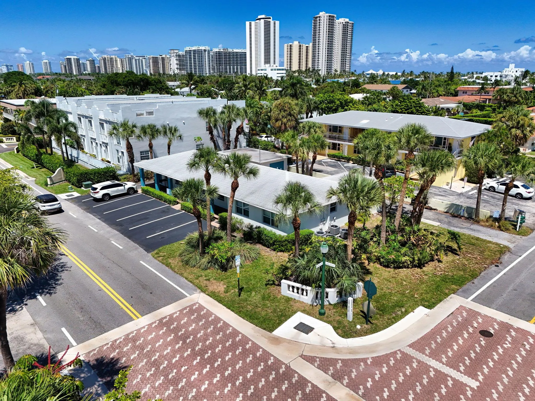 343 Bamboo Road, #1-4