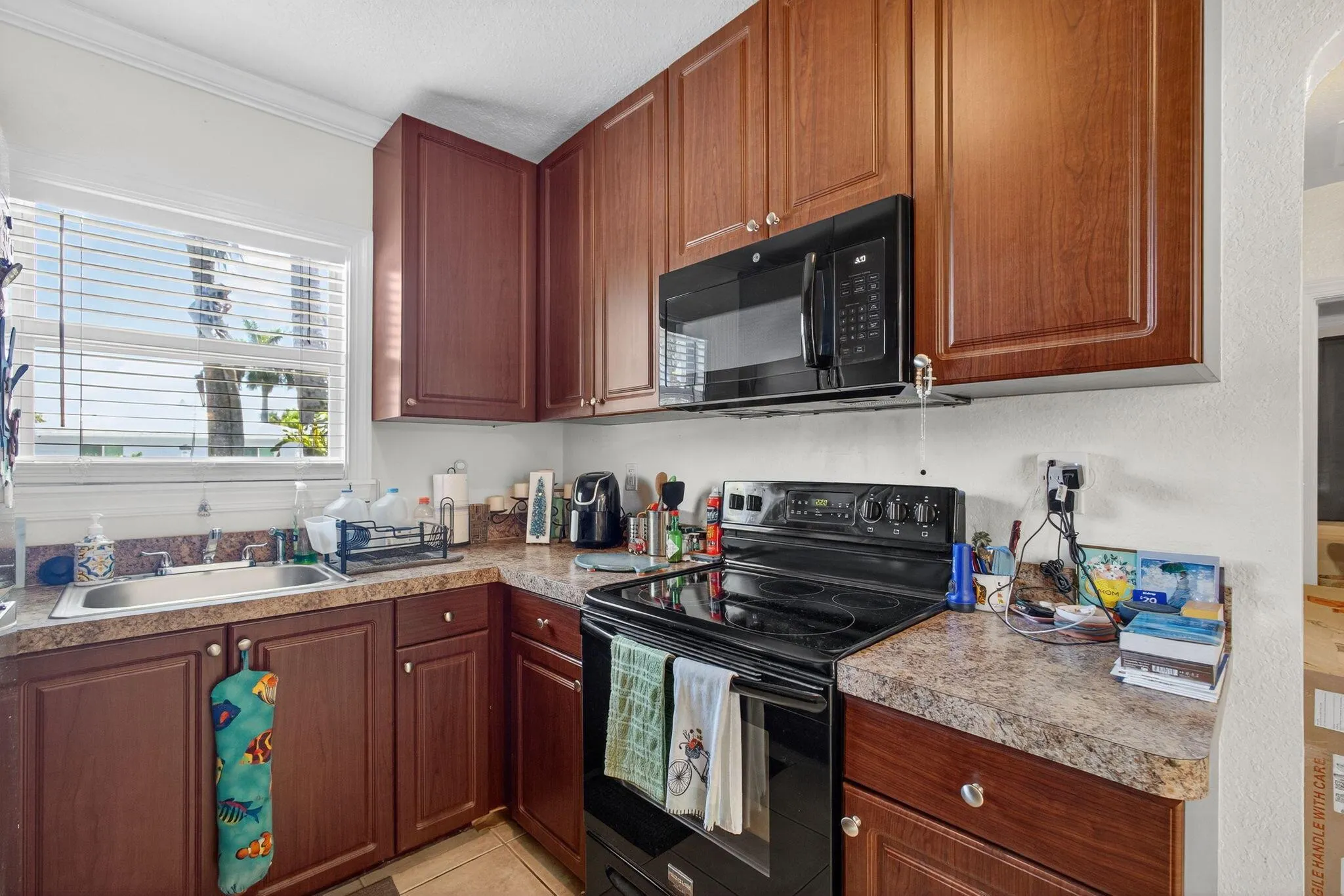343 Bamboo Road, #1-4