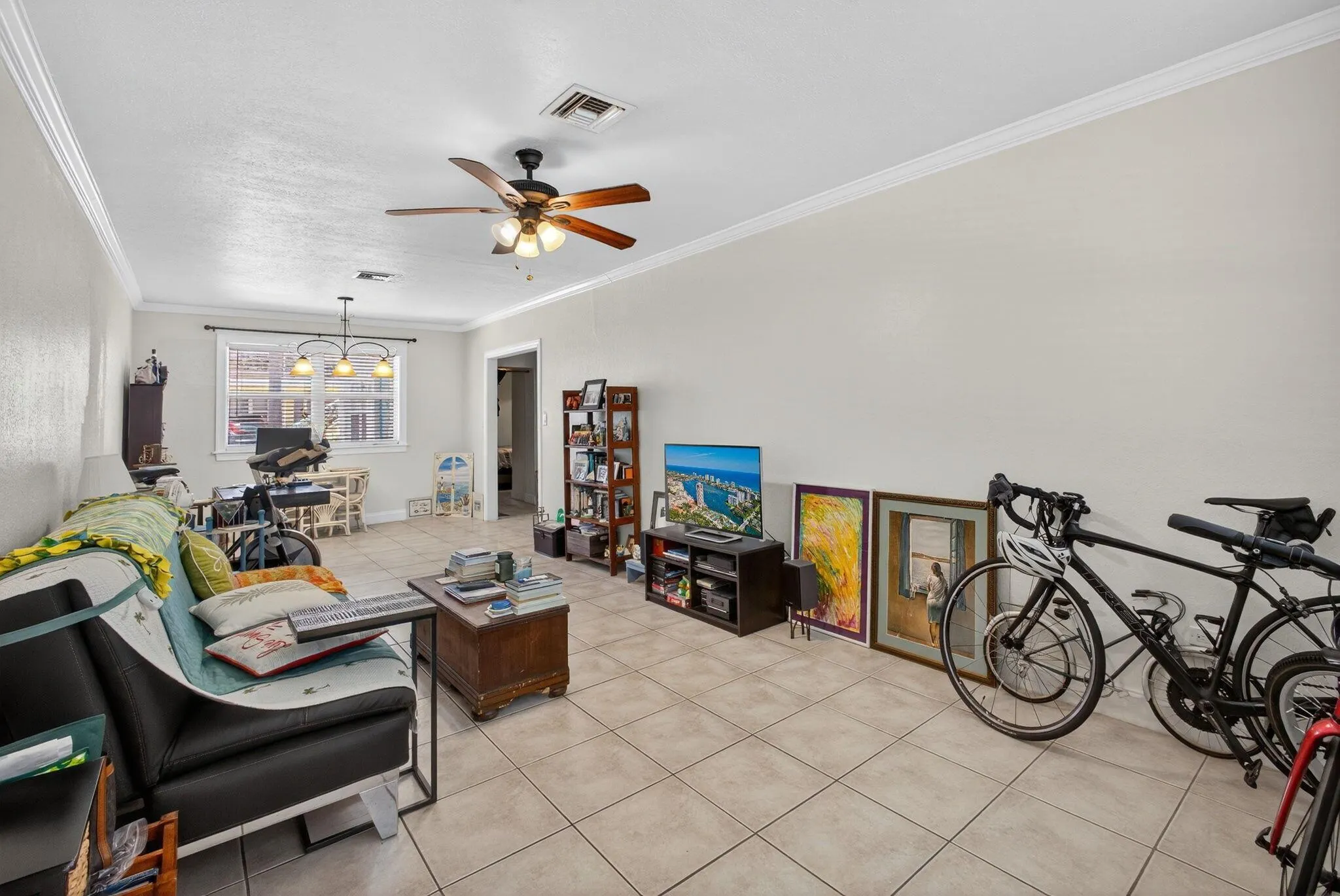343 Bamboo Road, #1-4