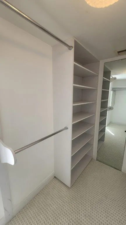 2425 Presidential Way, #1903