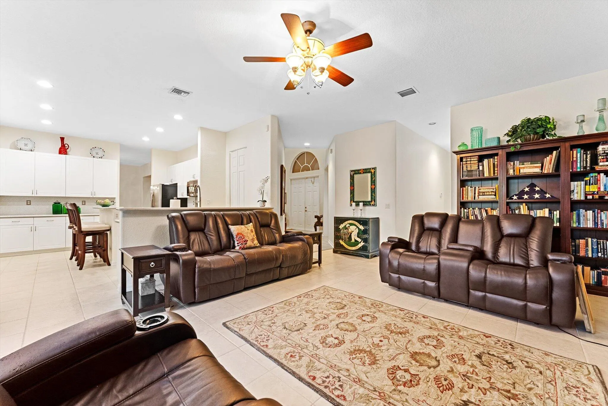 1282 Beacon Circle