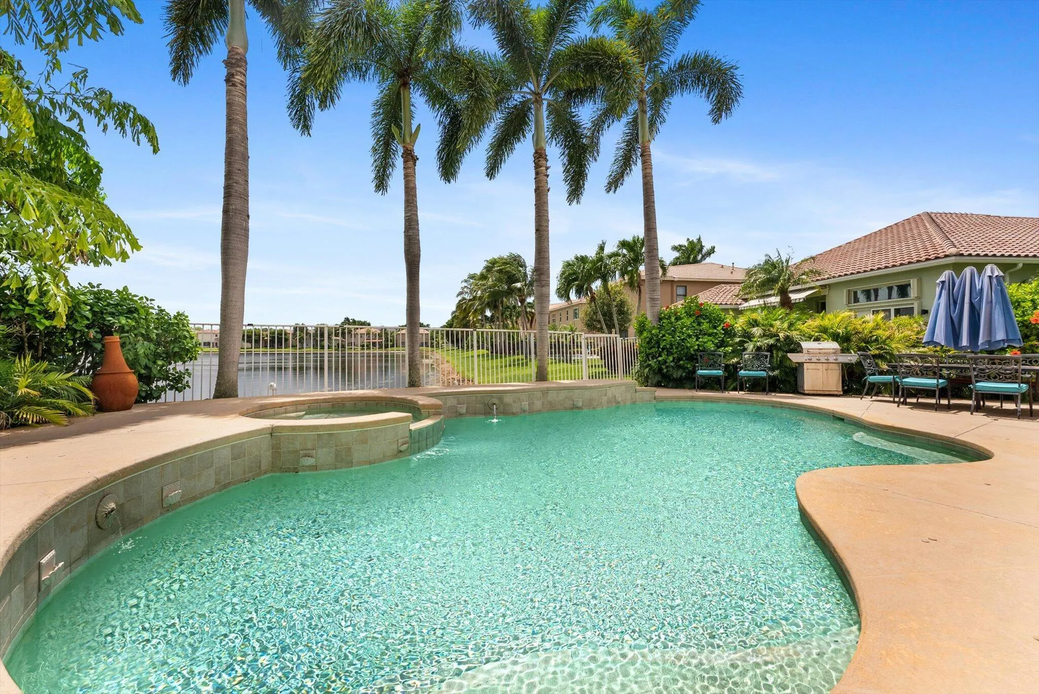1282 Beacon Circle