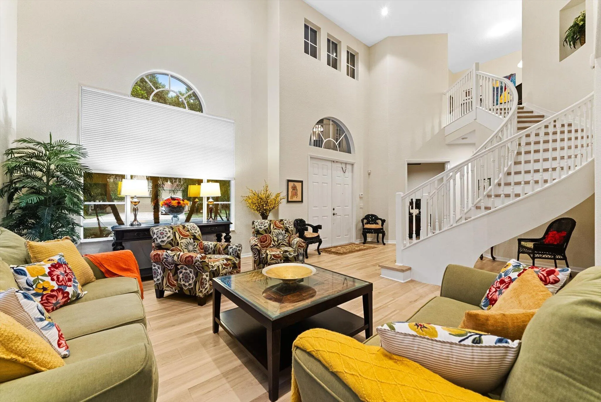 1282 Beacon Circle