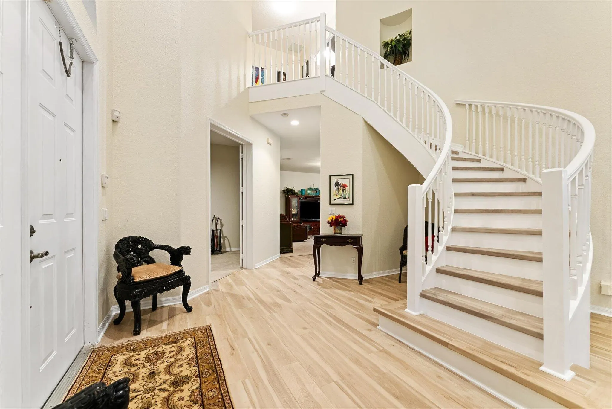 1282 Beacon Circle