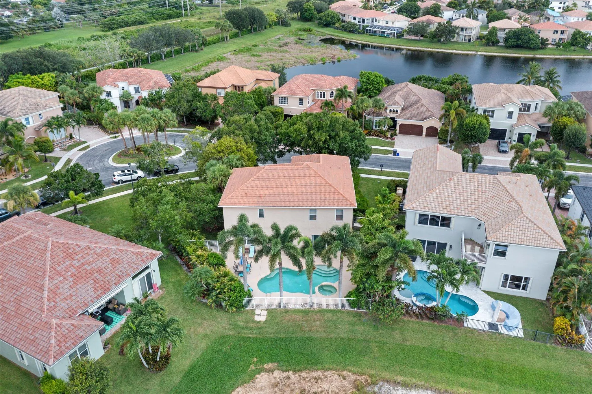 1282 Beacon Circle