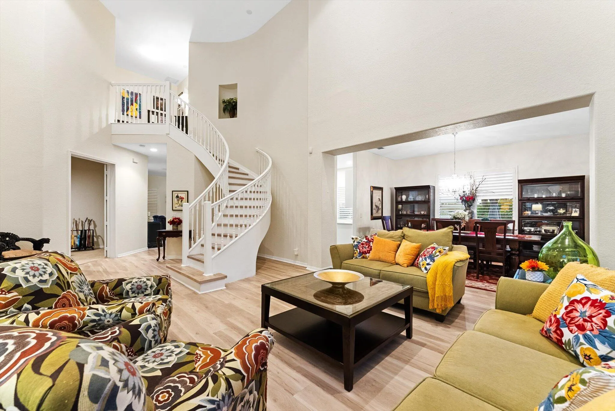 1282 Beacon Circle