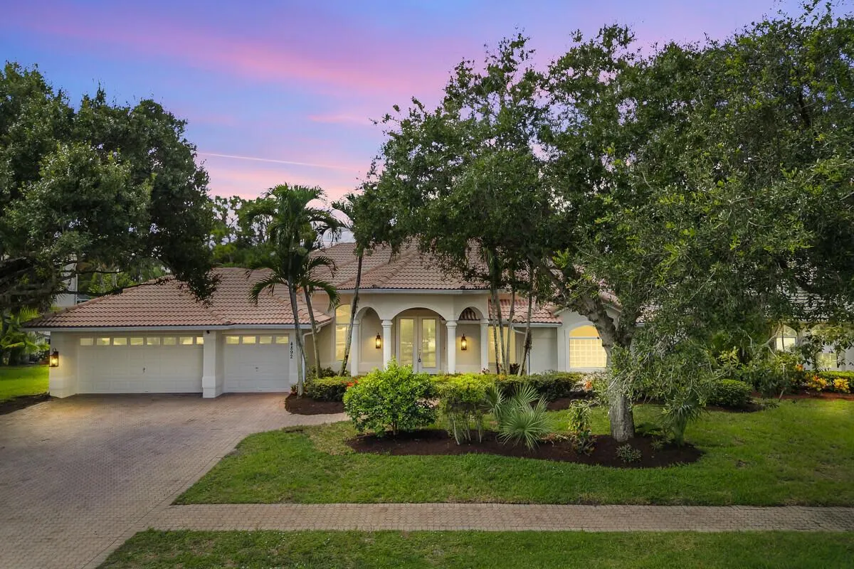 4892 SW Hammock Creek Drive