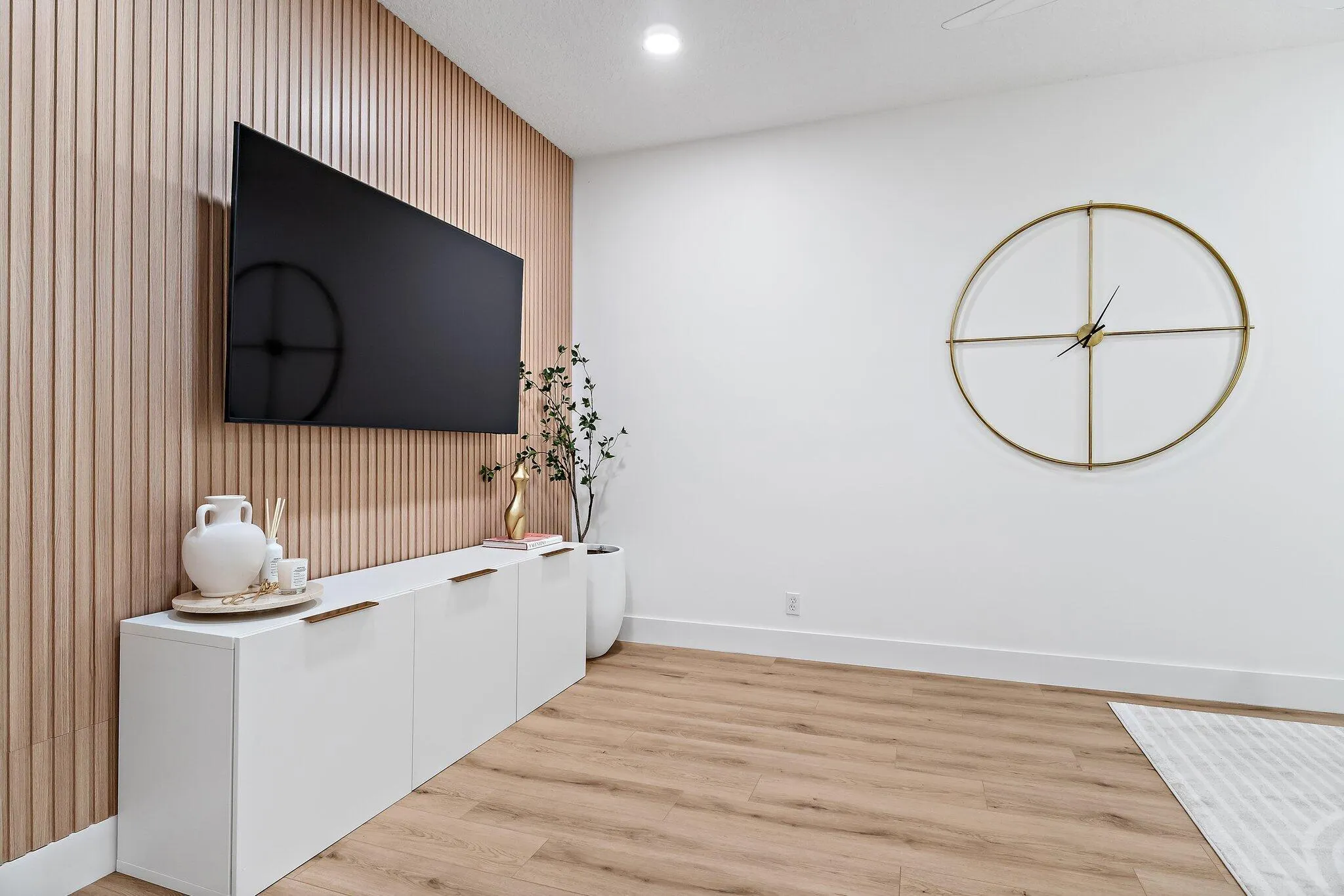 113 W Indian Crossing Circle