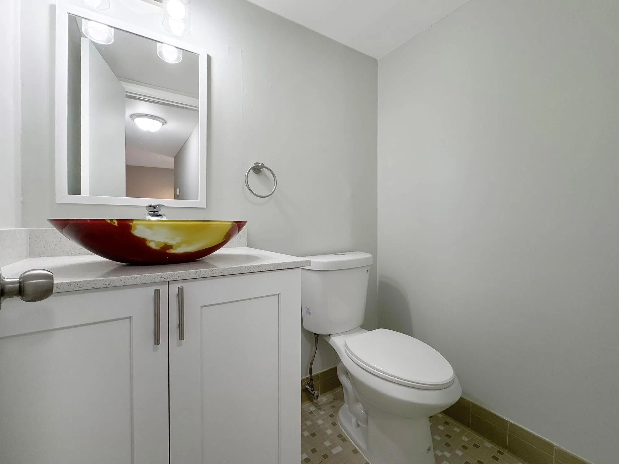 2213 NE 1st Court, #204