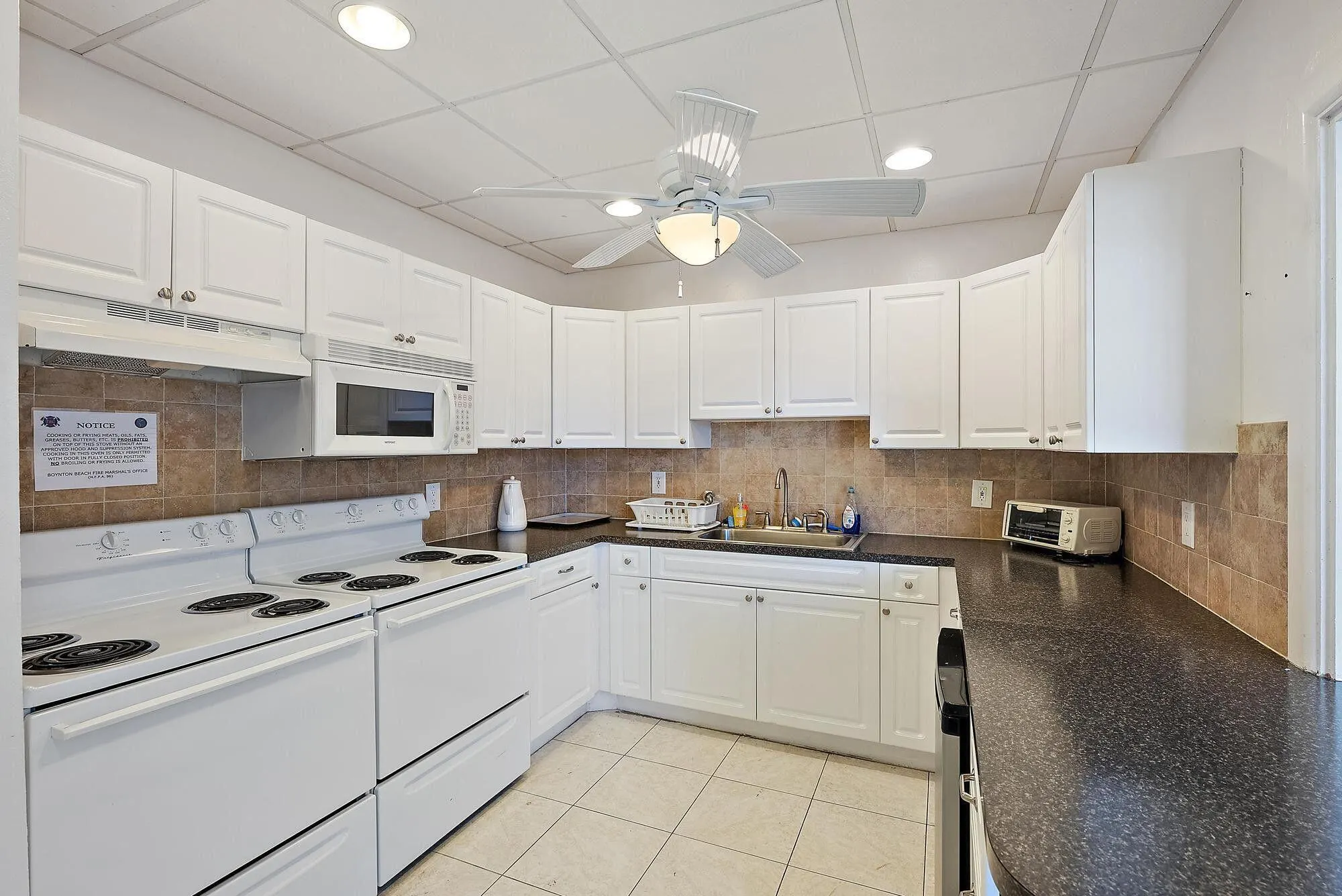 2213 NE 1st Court, #204