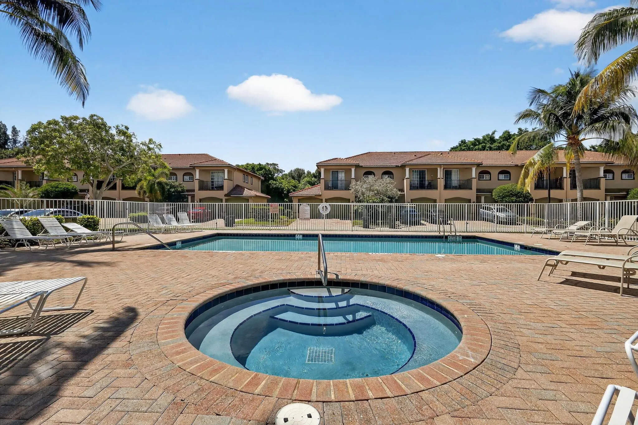 6272 S Military Trail, #206