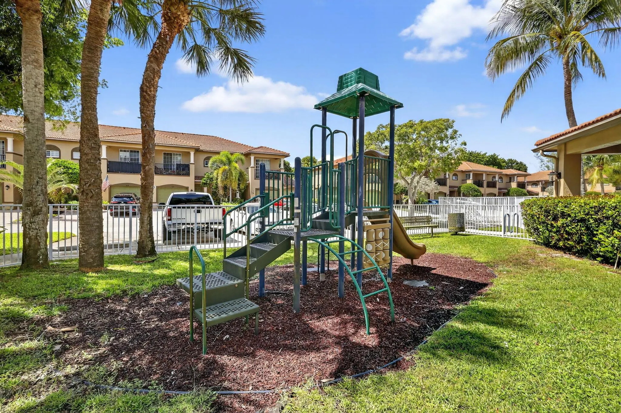 6272 S Military Trail, #206