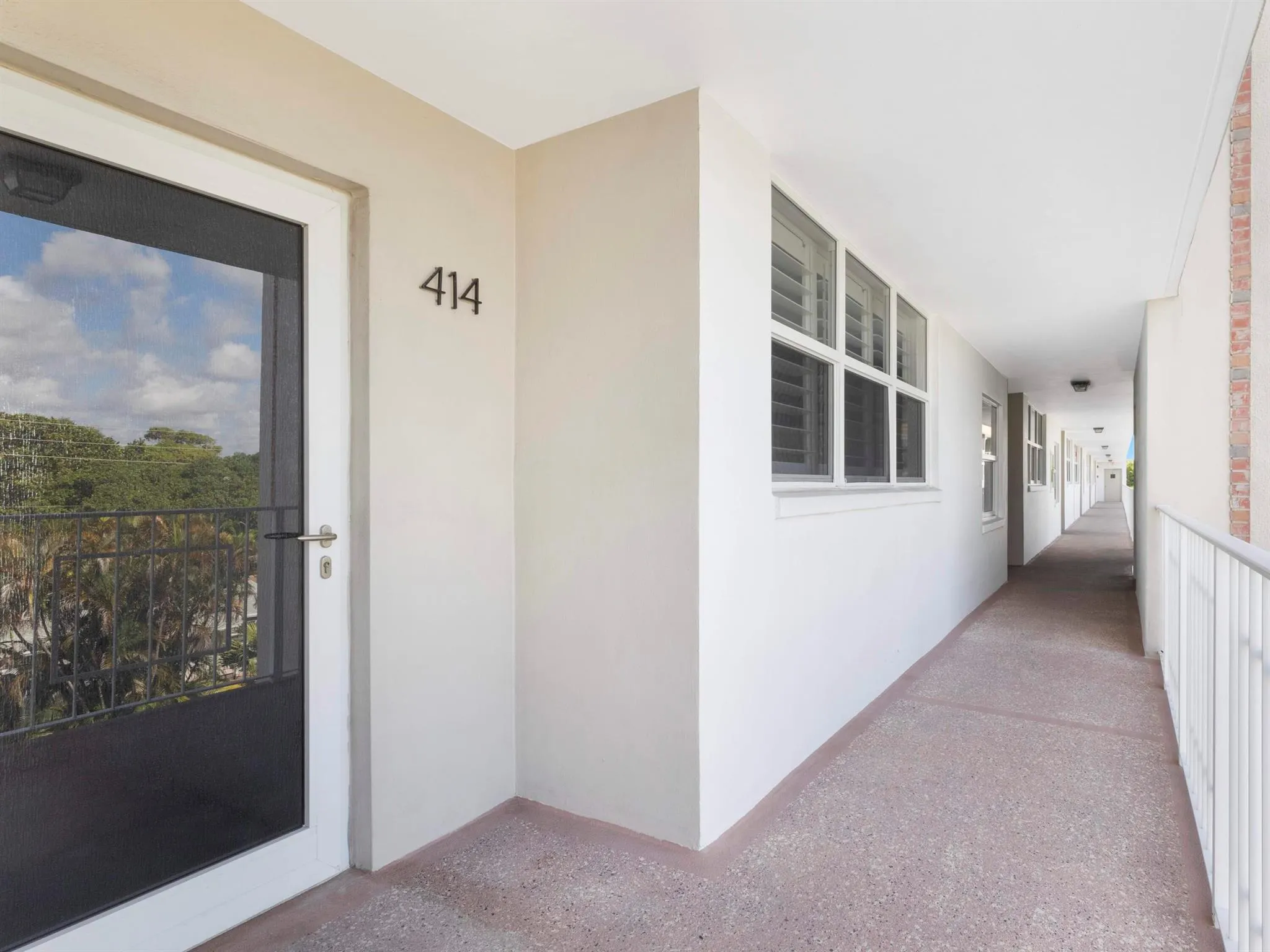 2649 Florida Boulevard, #414