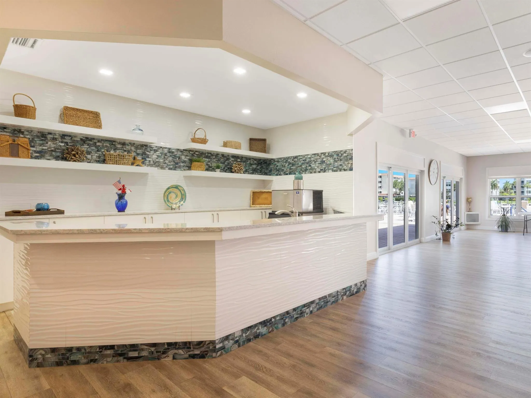 2649 Florida Boulevard, #414
