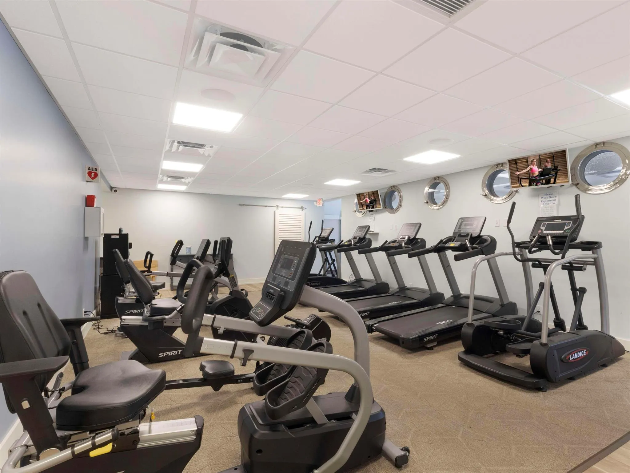 2649 Florida Boulevard, #414