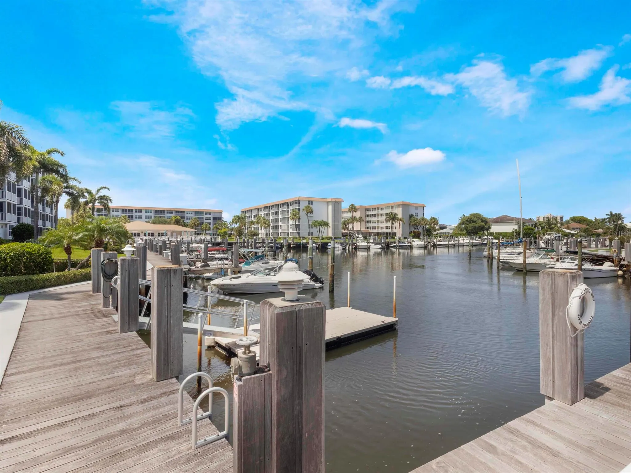 2649 Florida Boulevard, #414