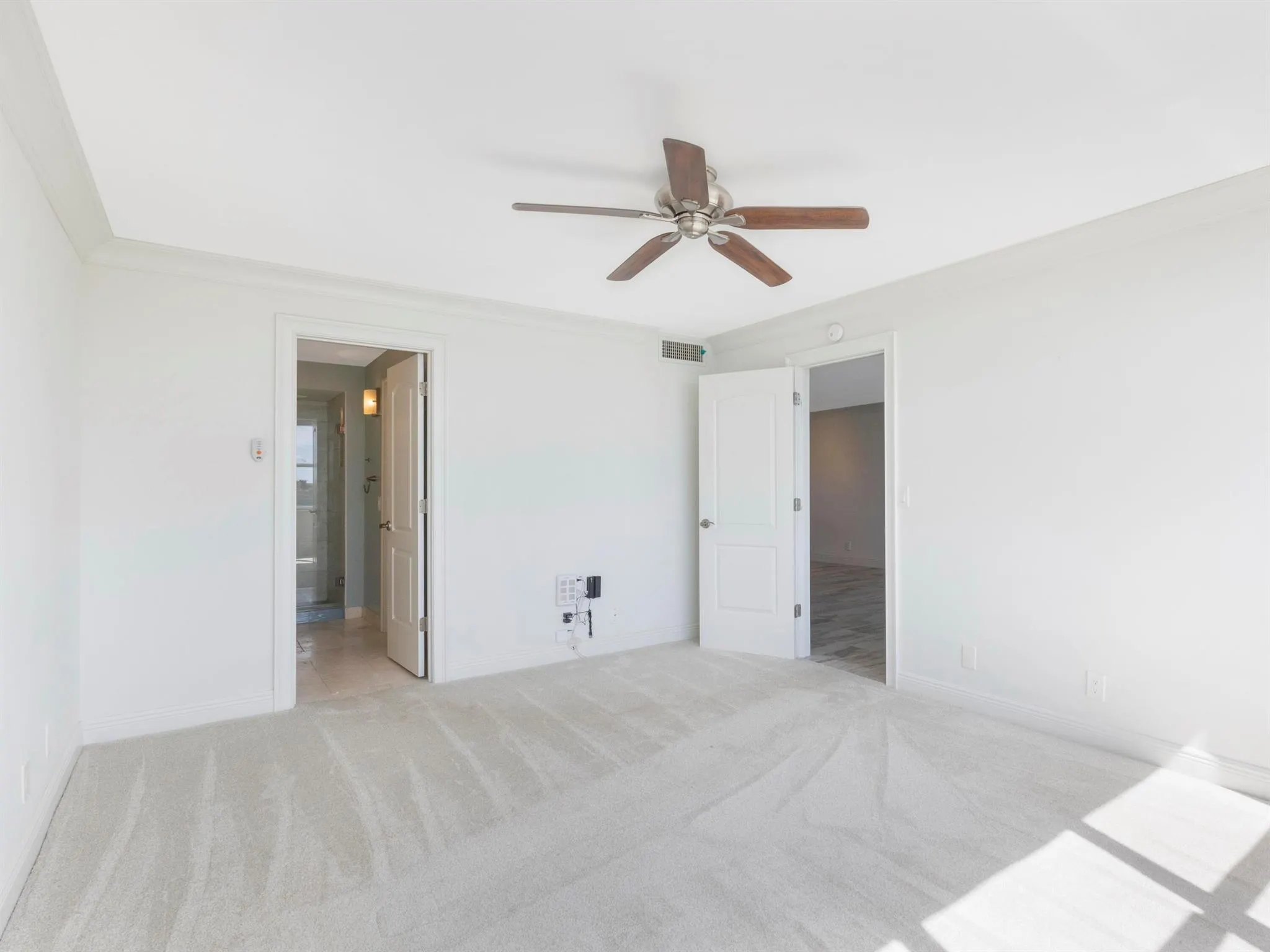 2649 Florida Boulevard, #414