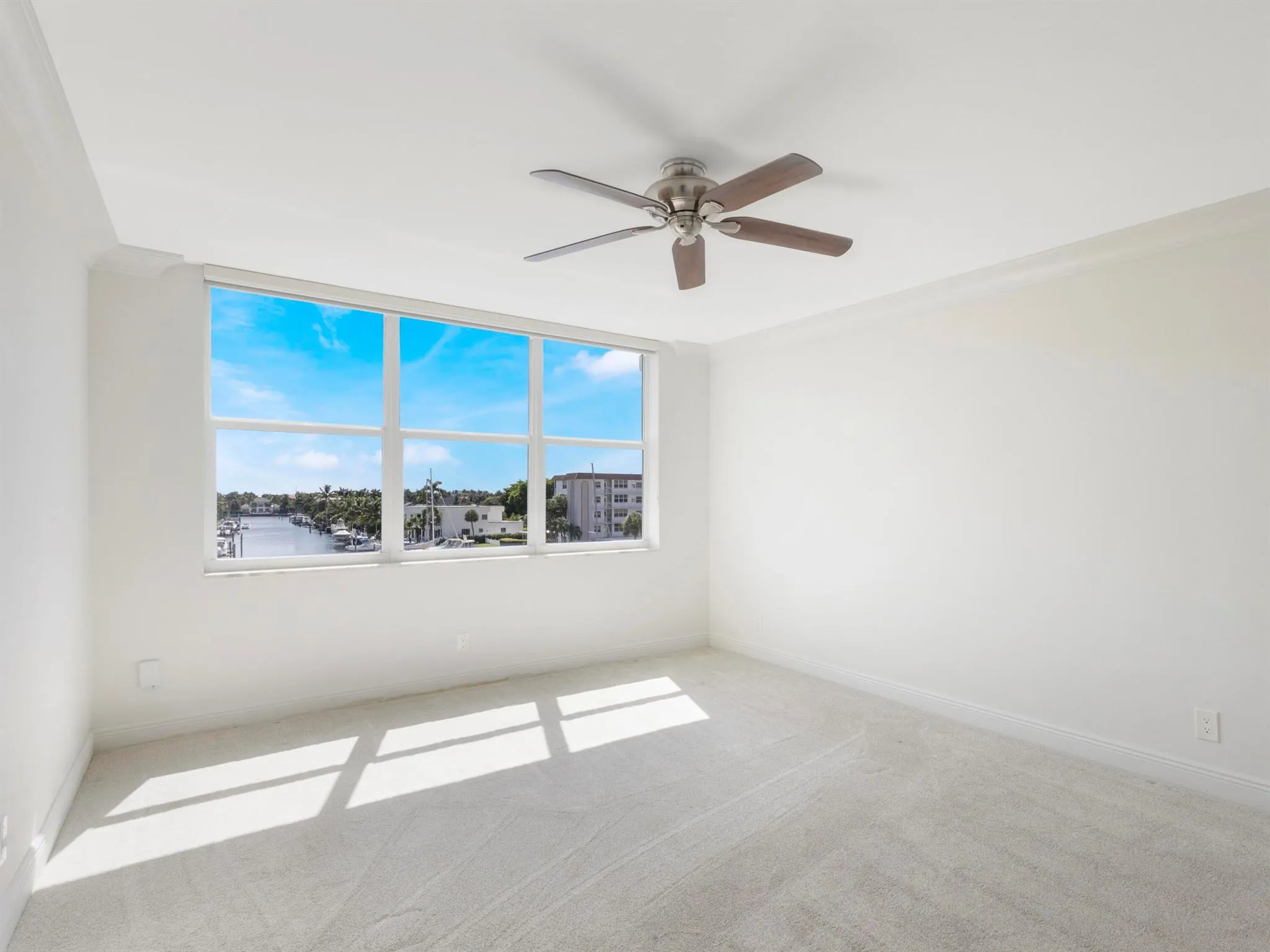 2649 Florida Boulevard, #414