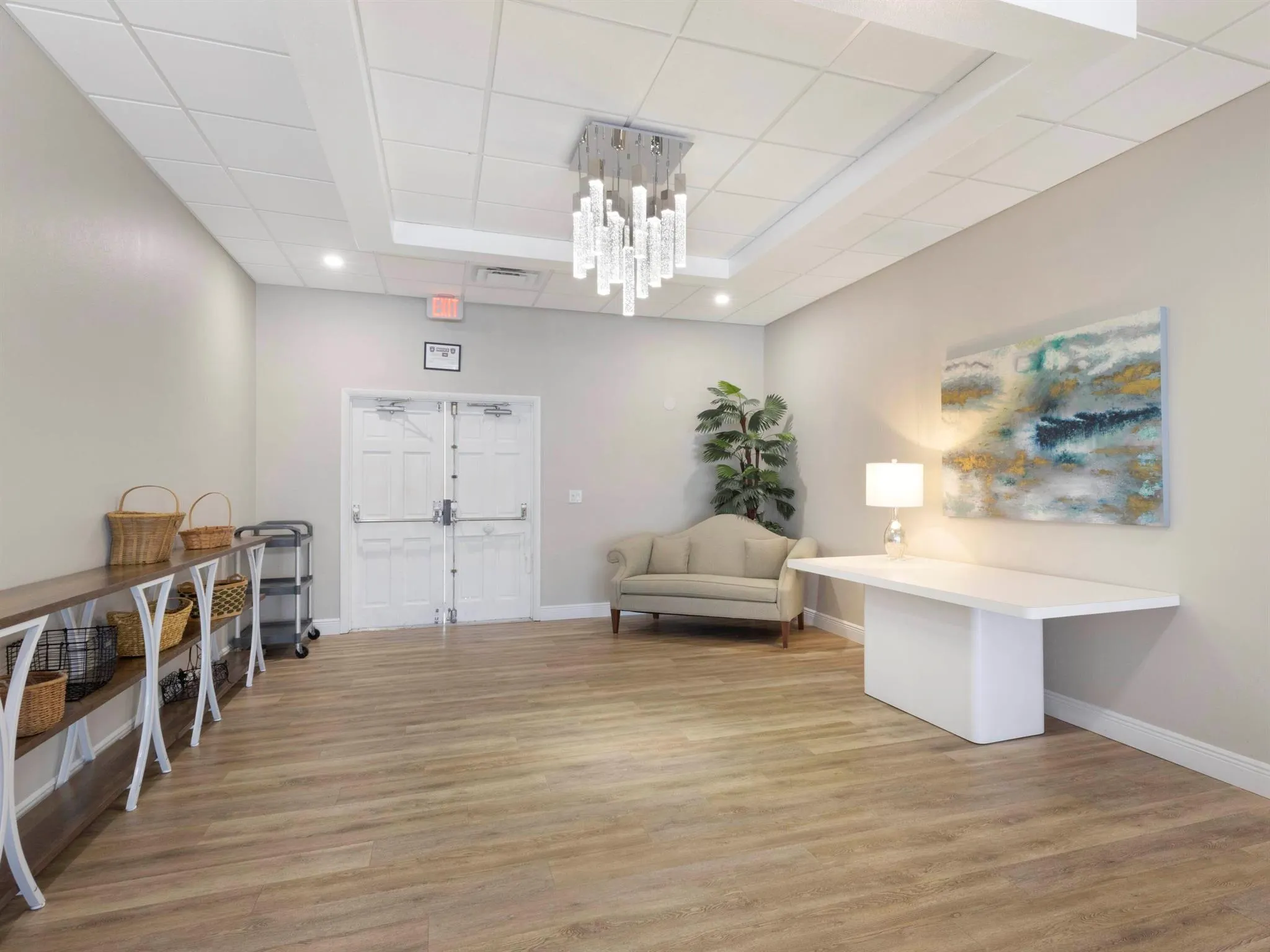 2649 Florida Boulevard, #414