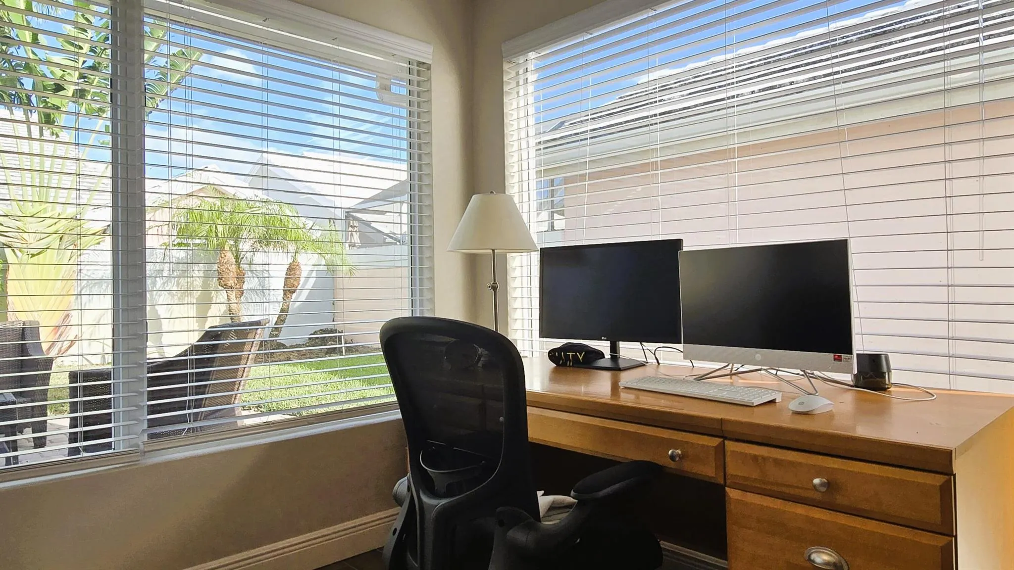 2295 Saratoga Lane