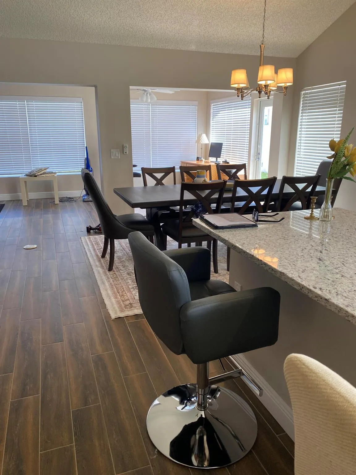 2295 Saratoga Lane