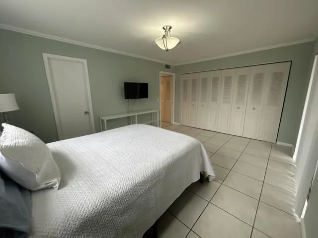 205 Dorchester I, #205