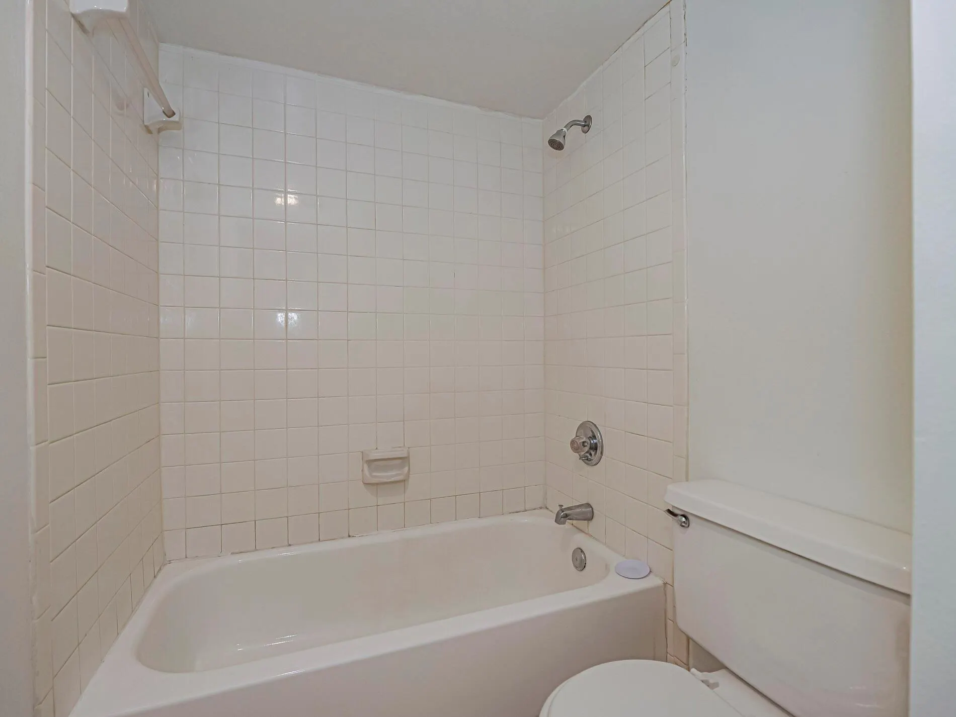 1170 6th Avenue, #23b