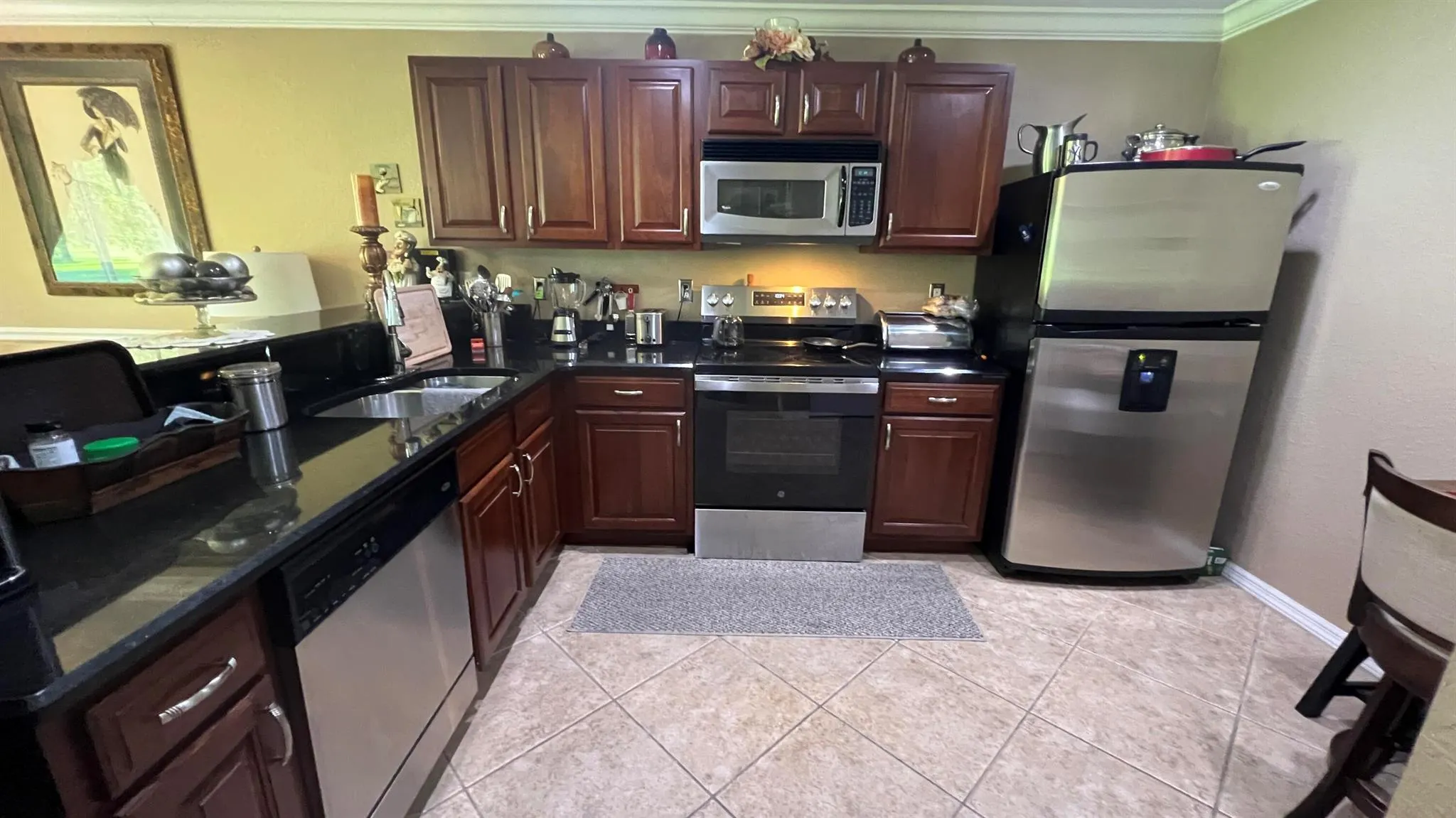 2218 SW Marshfield Court