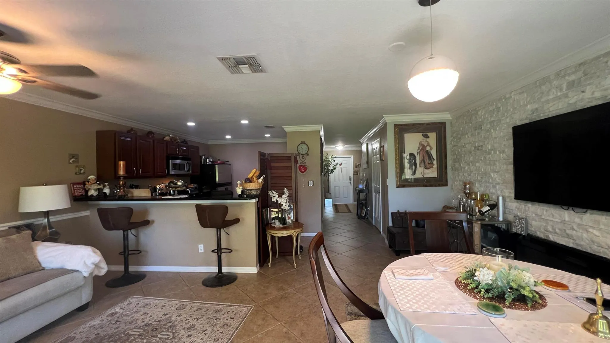 2218 SW Marshfield Court