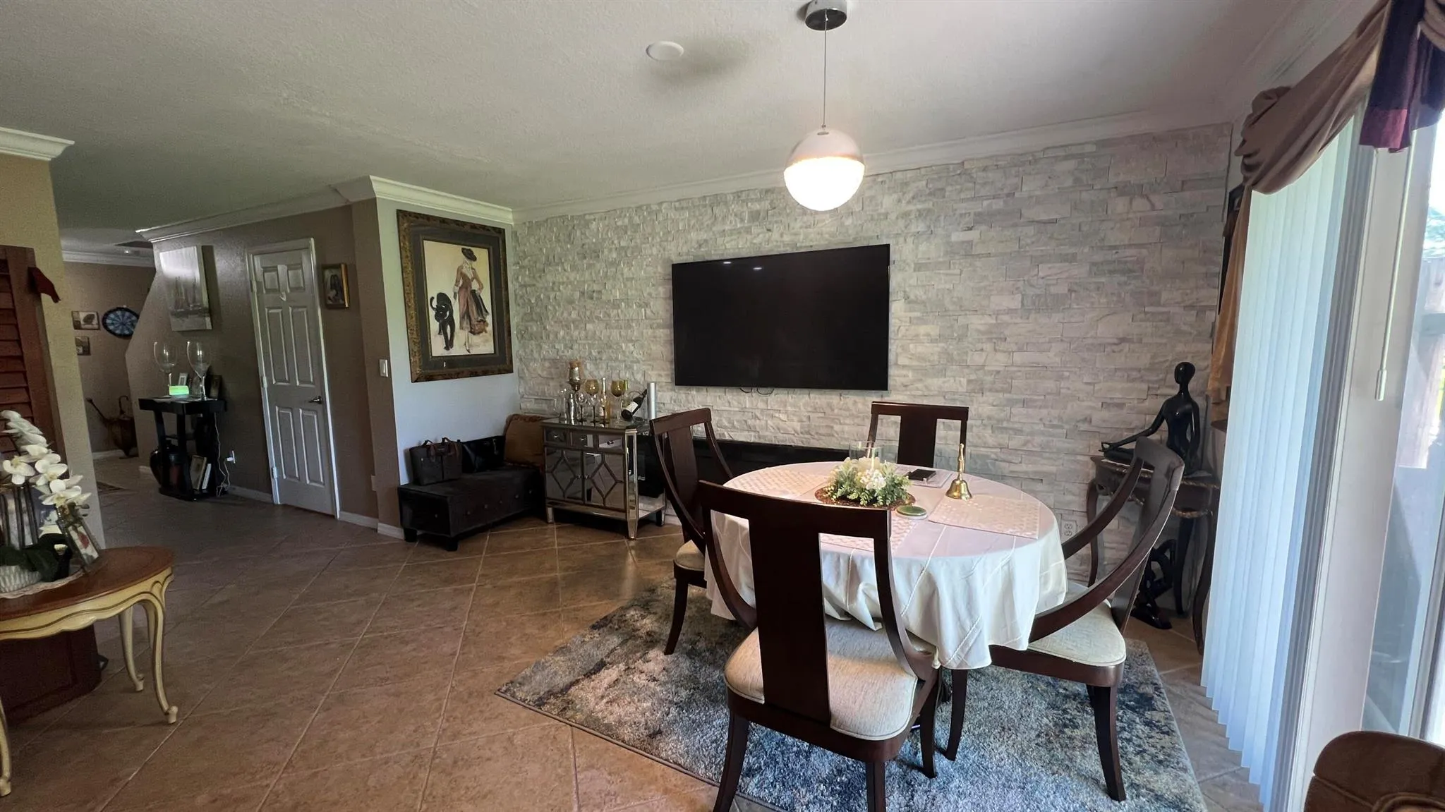 2218 SW Marshfield Court