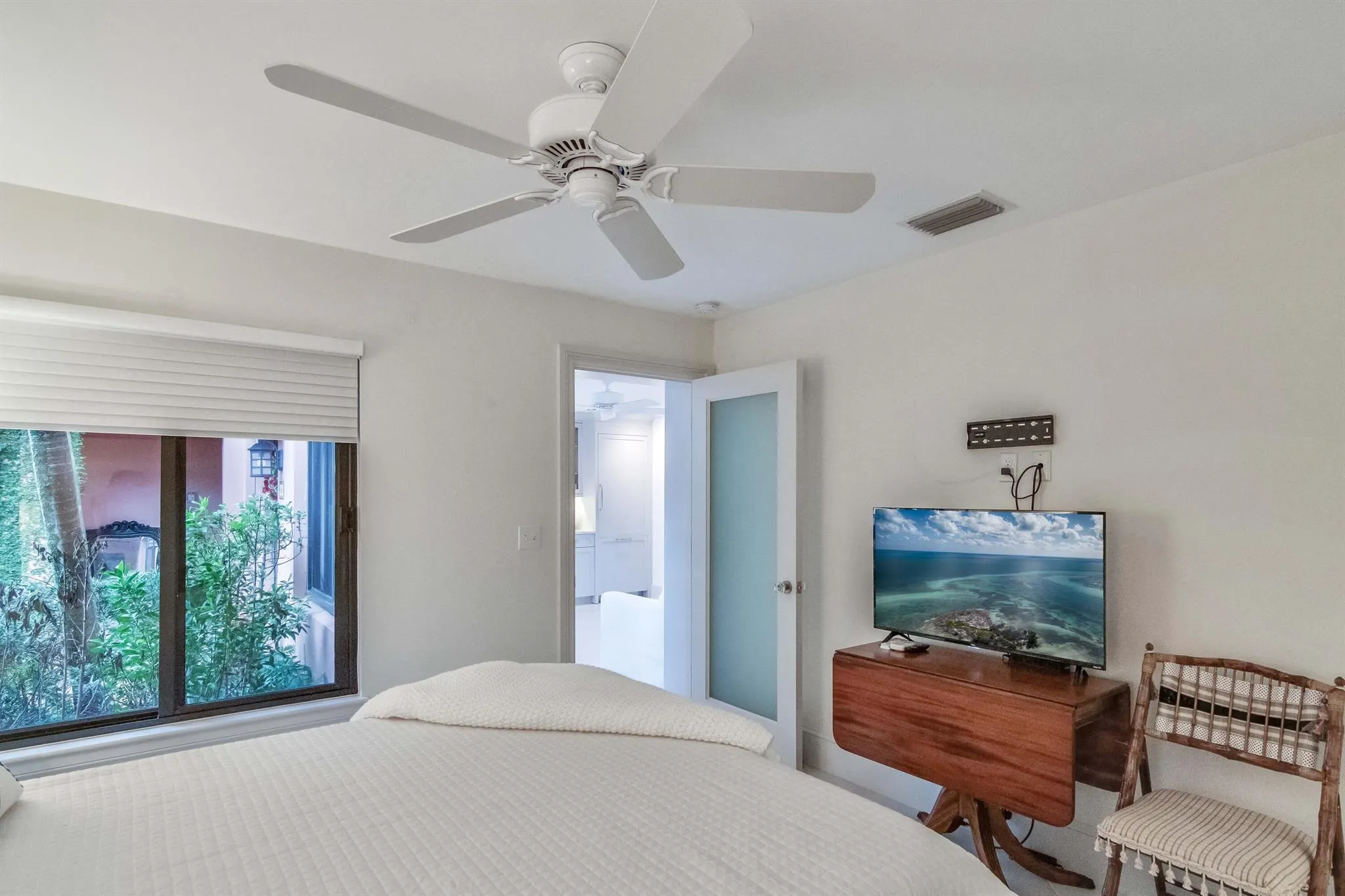 226 Chilean Avenue, #4