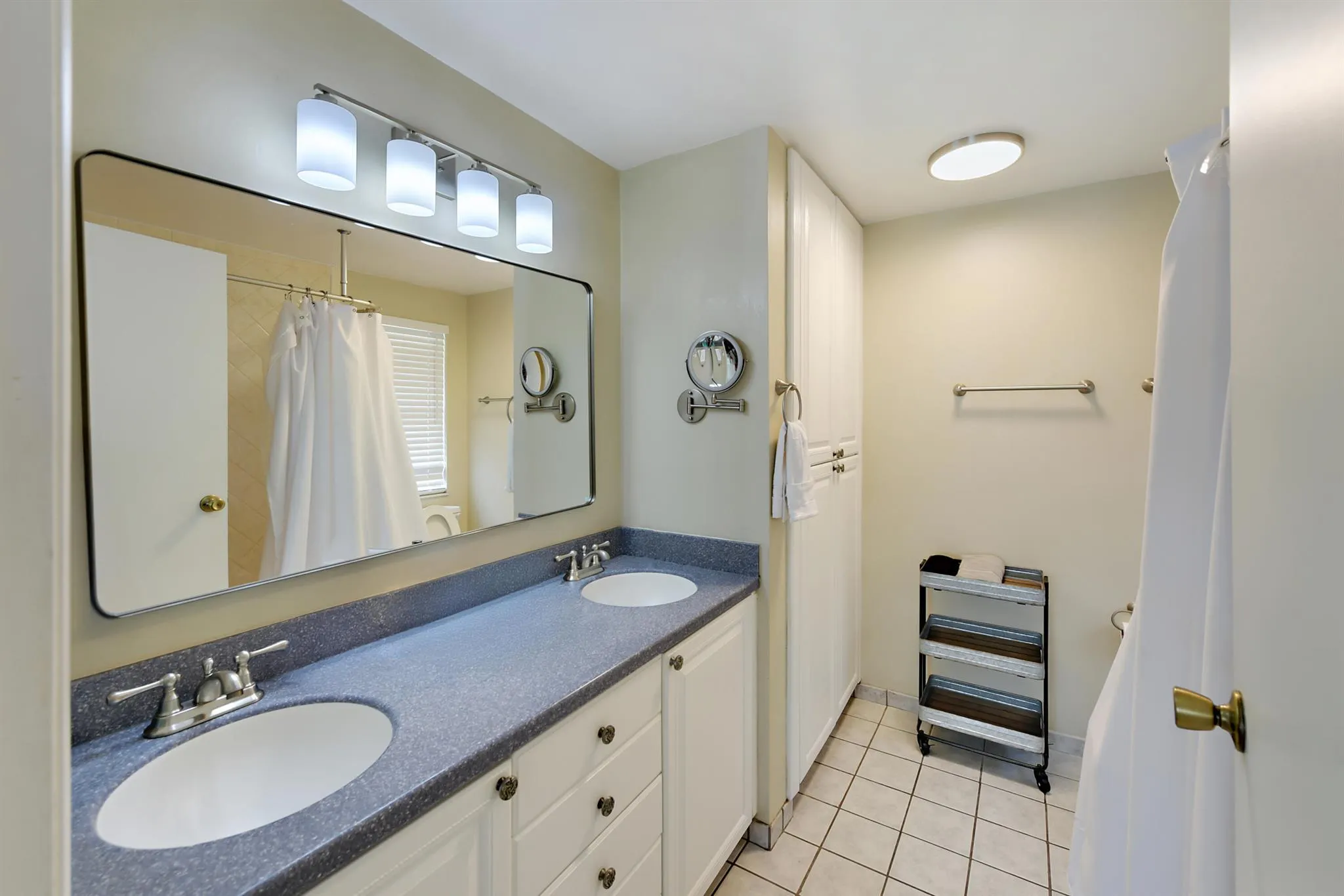 10687 Katmandu Court