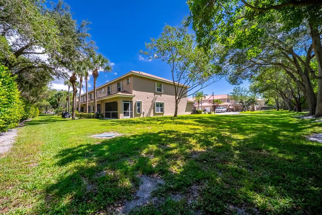 6991 Oak Bridge Lane