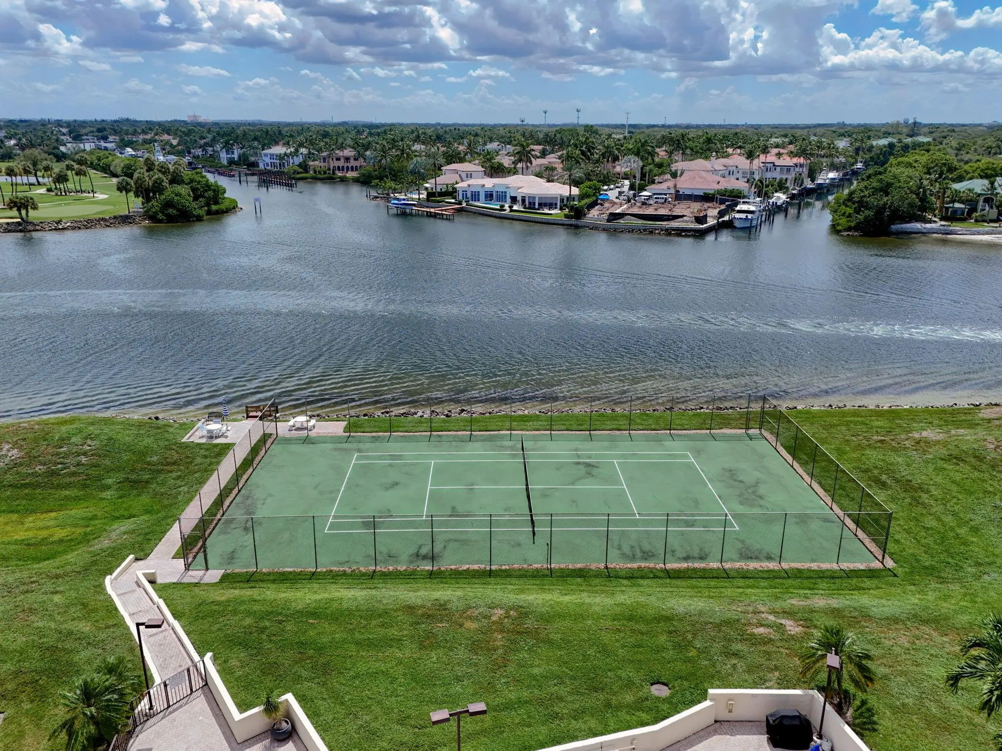 372 Golfview Road, #403