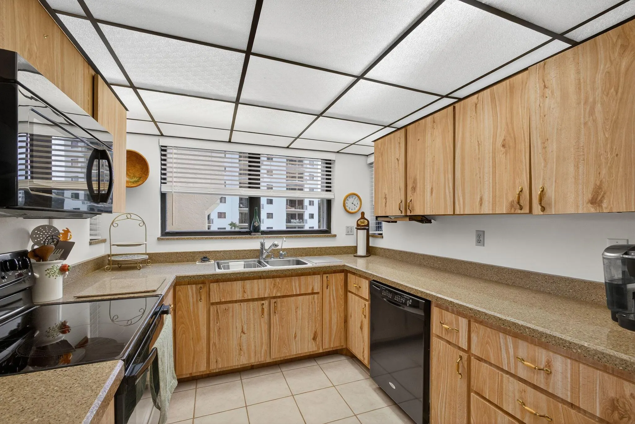 372 Golfview Road, #403