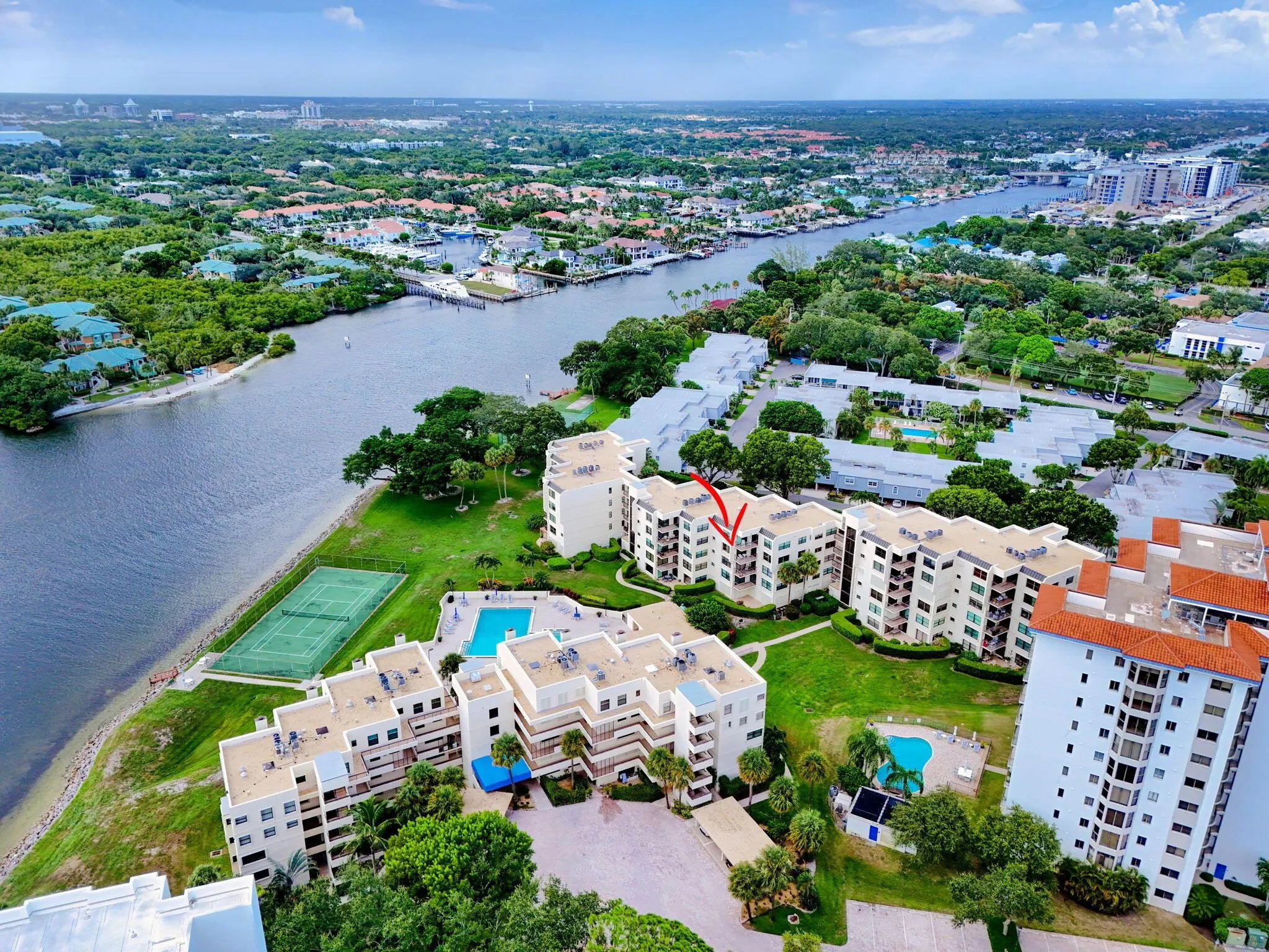 372 Golfview Road, #403