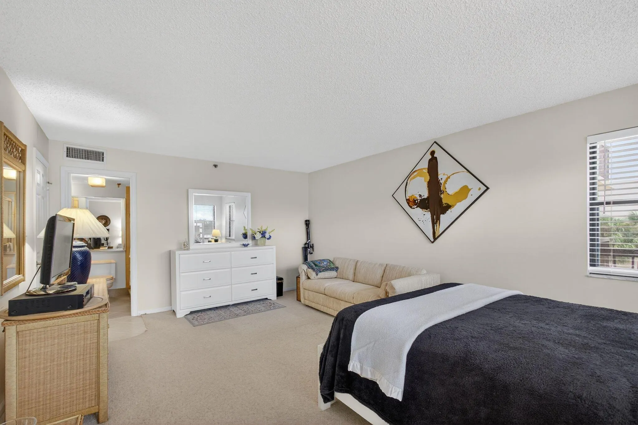 372 Golfview Road, #403