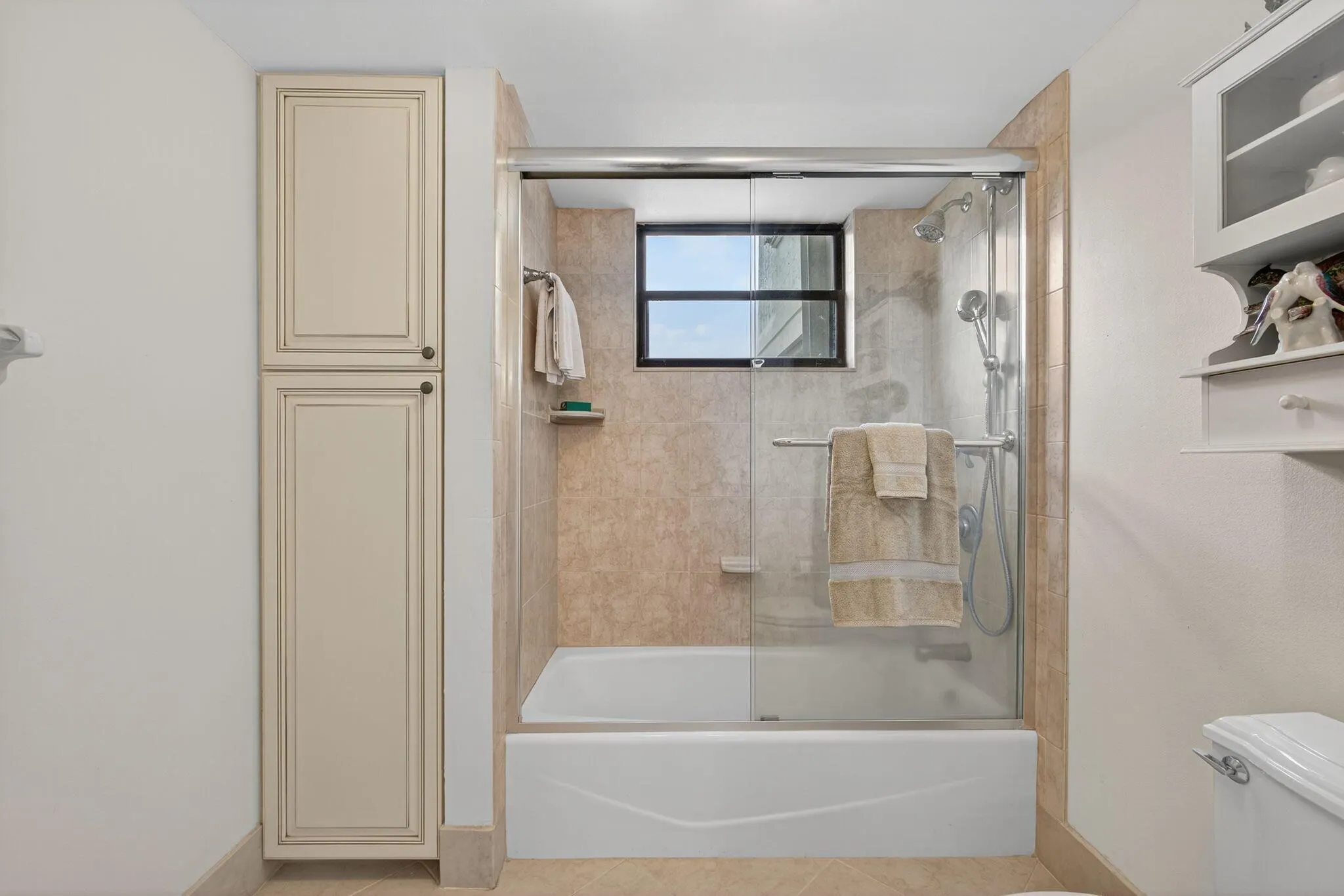 372 Golfview Road, #403