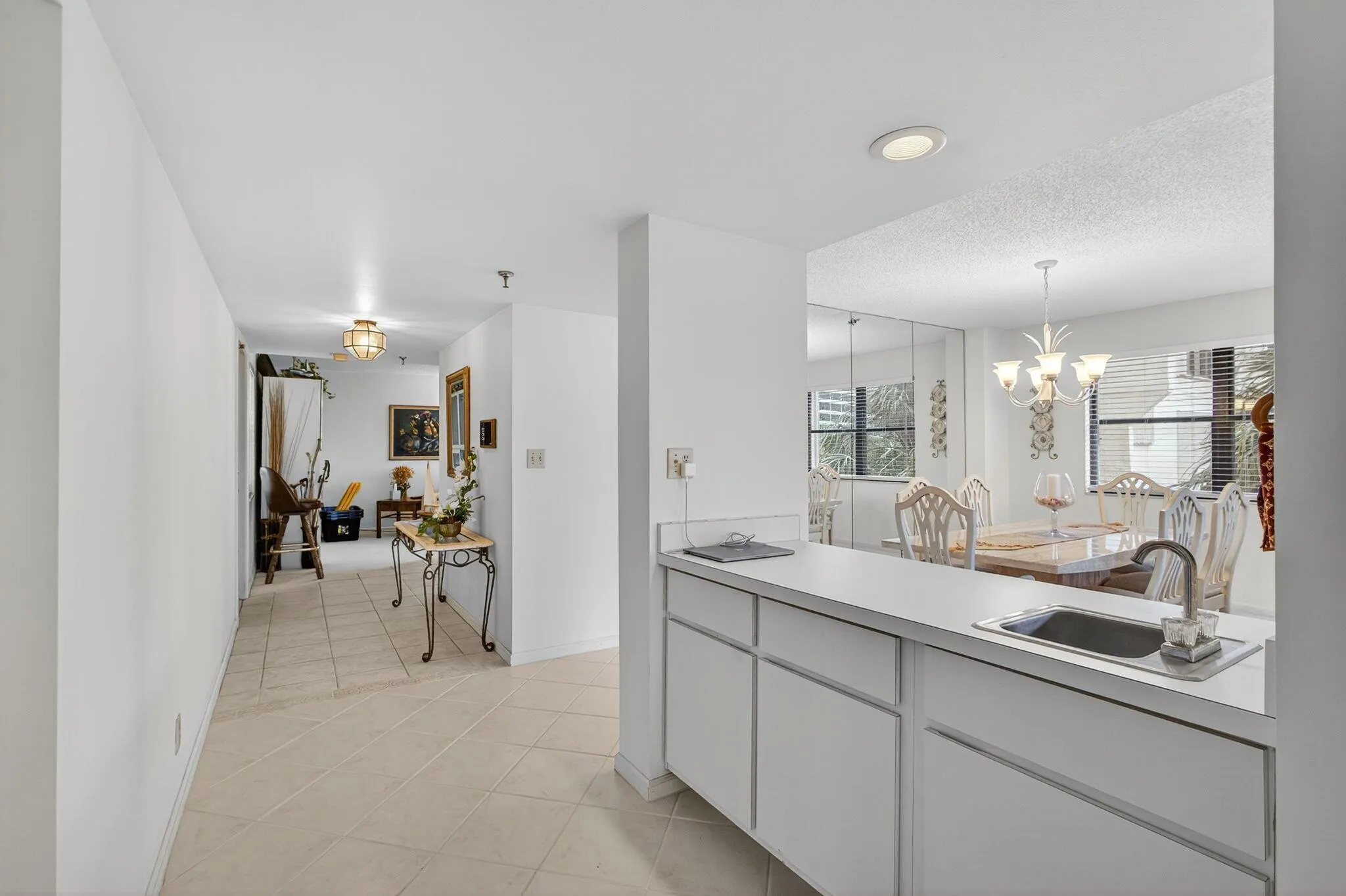 372 Golfview Road, #403